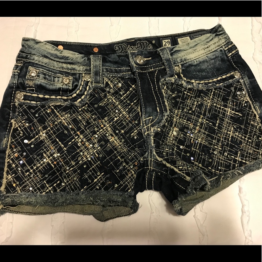 Miss Me Shorts 29